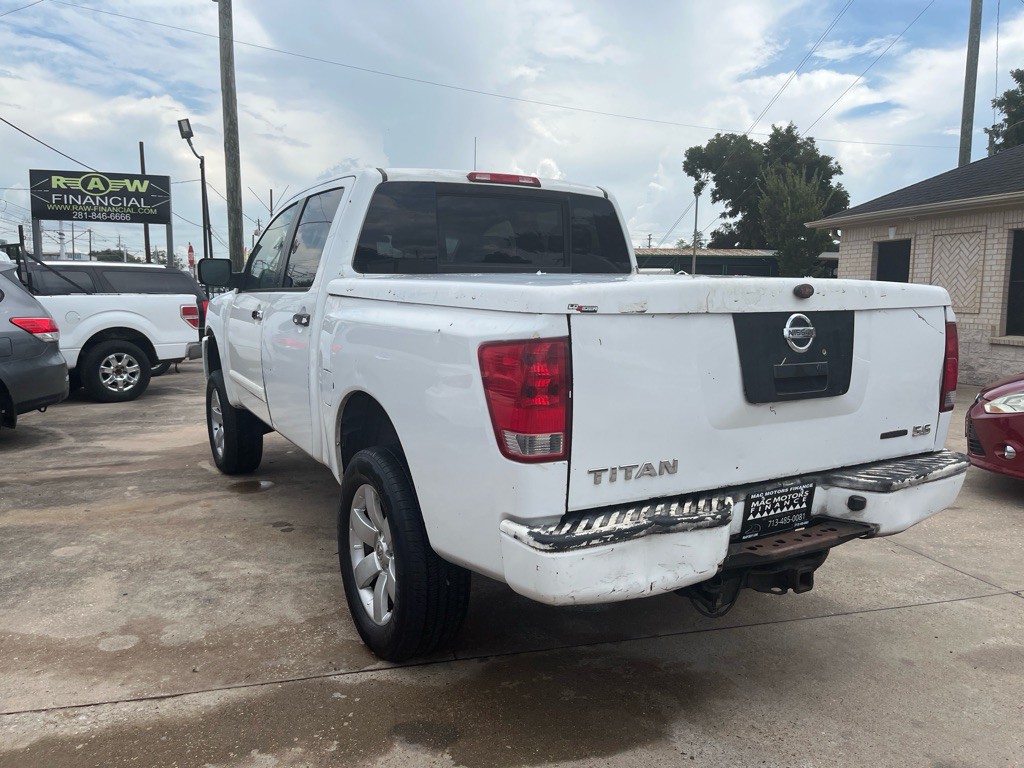 2008 Nissan Titan Image 2