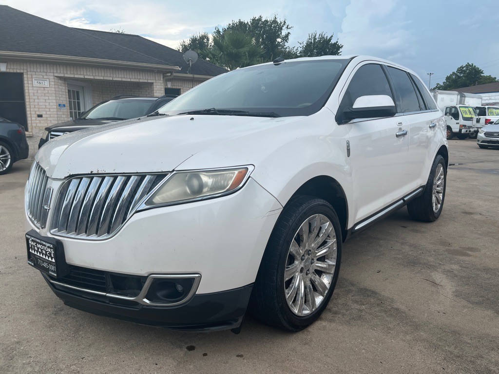 2011 Lincoln MKX Image 3