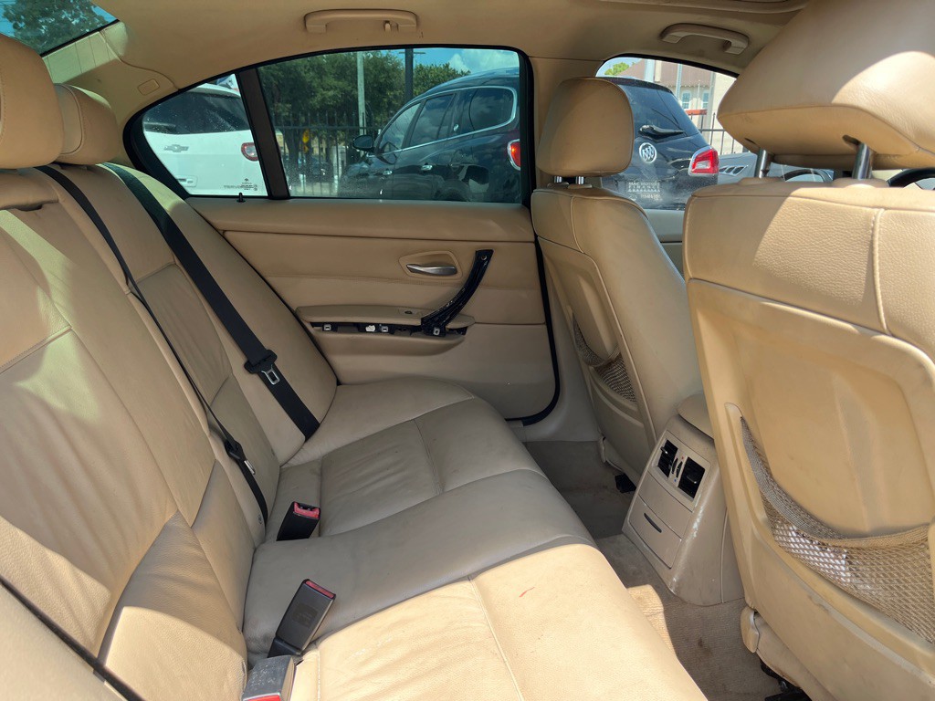 2007 BMW 3 Series Image 9