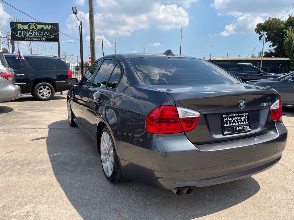 2007 BMW 3 Series Image 23