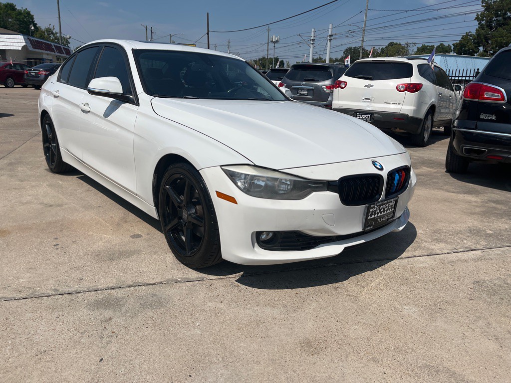 2014 BMW 3 Series Image 25