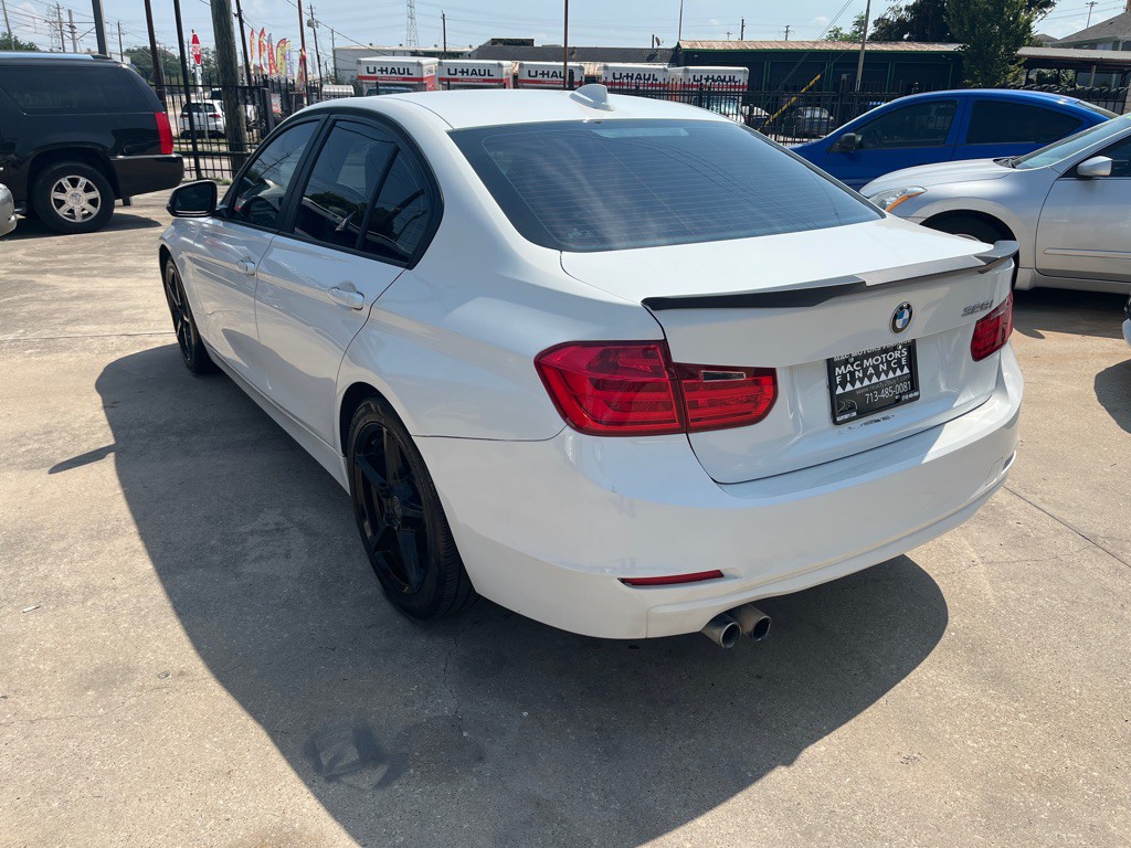 2014 BMW 3 Series Image 37