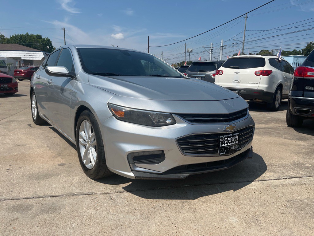 2016 Chevrolet Malibu Image 1