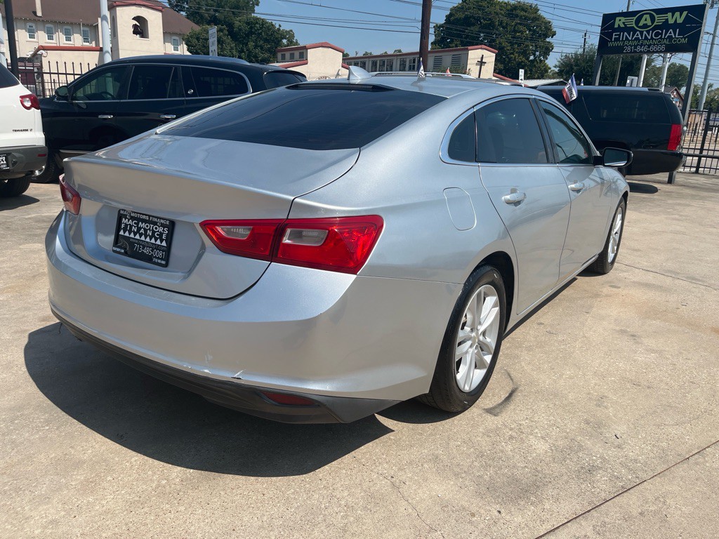 2016 Chevrolet Malibu Image 4