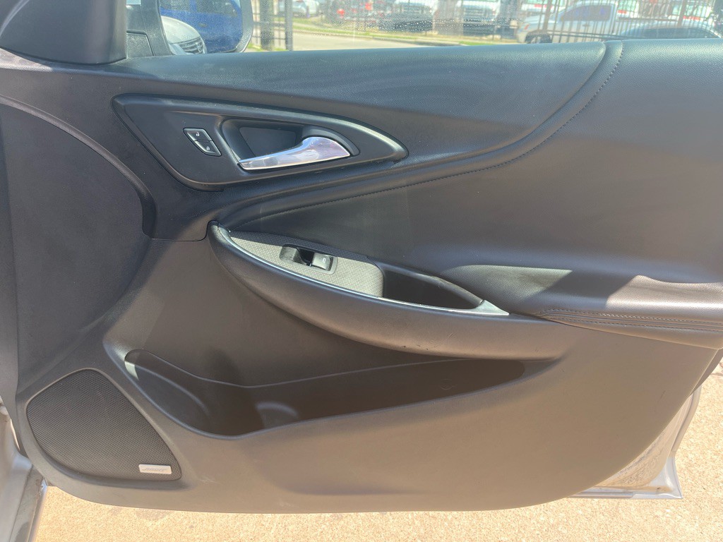 2016 Chevrolet Malibu Image 20