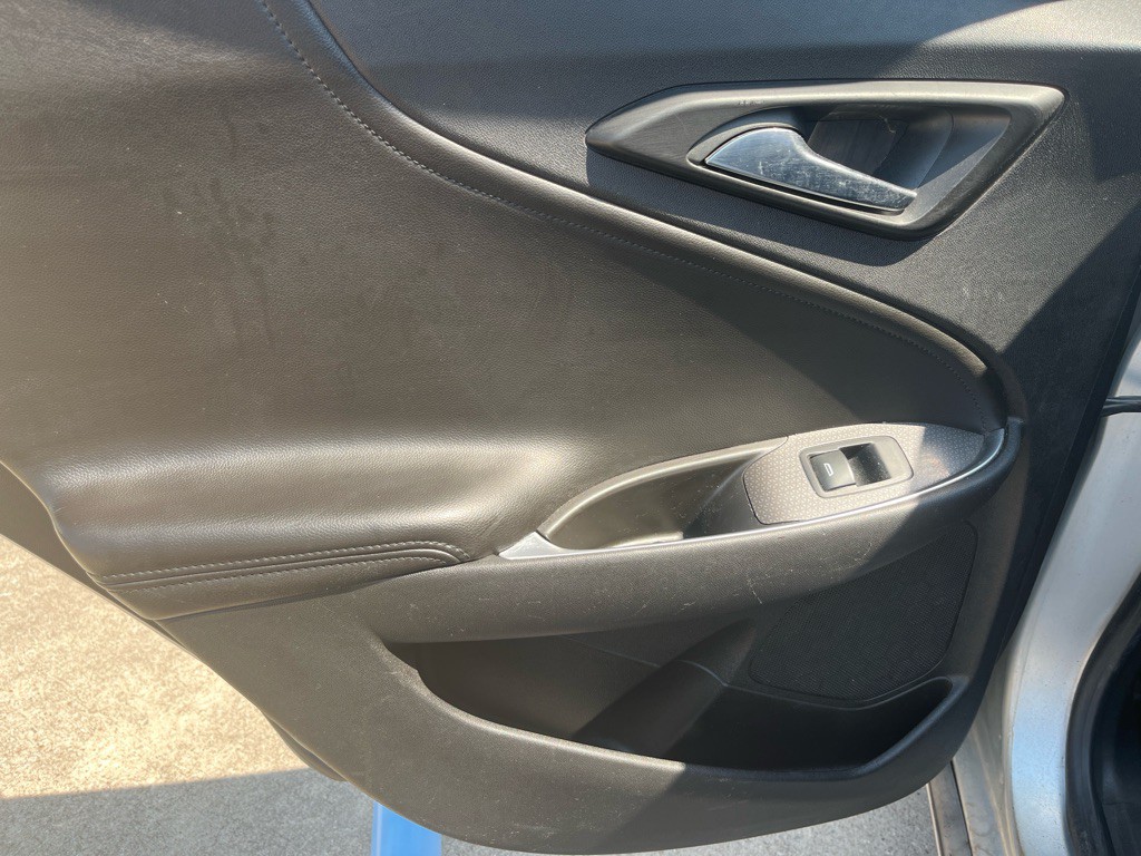 2016 Chevrolet Malibu Image 21