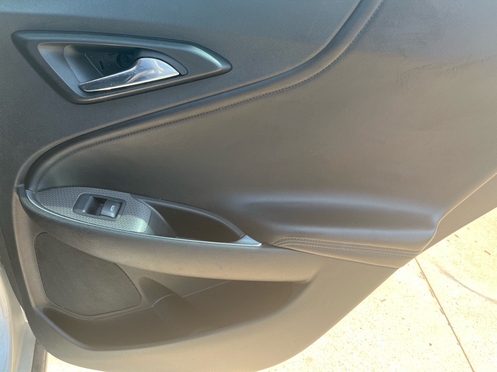 2016 Chevrolet Malibu Image 22