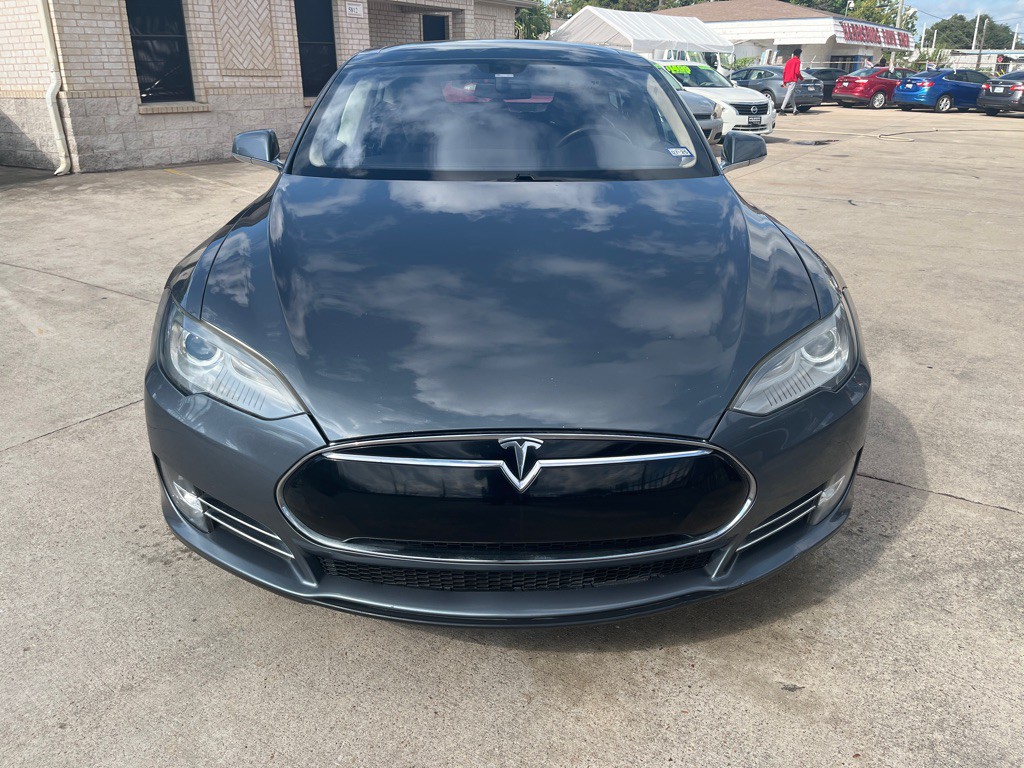 2012 Tesla Model S Image 5
