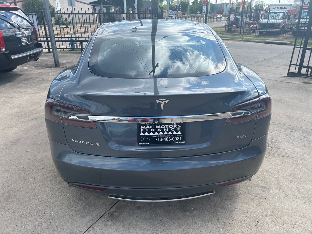 2012 Tesla Model S Image 6