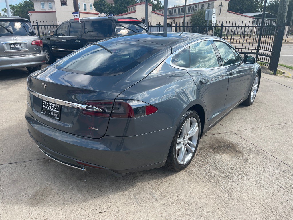 2012 Tesla Model S Image 7