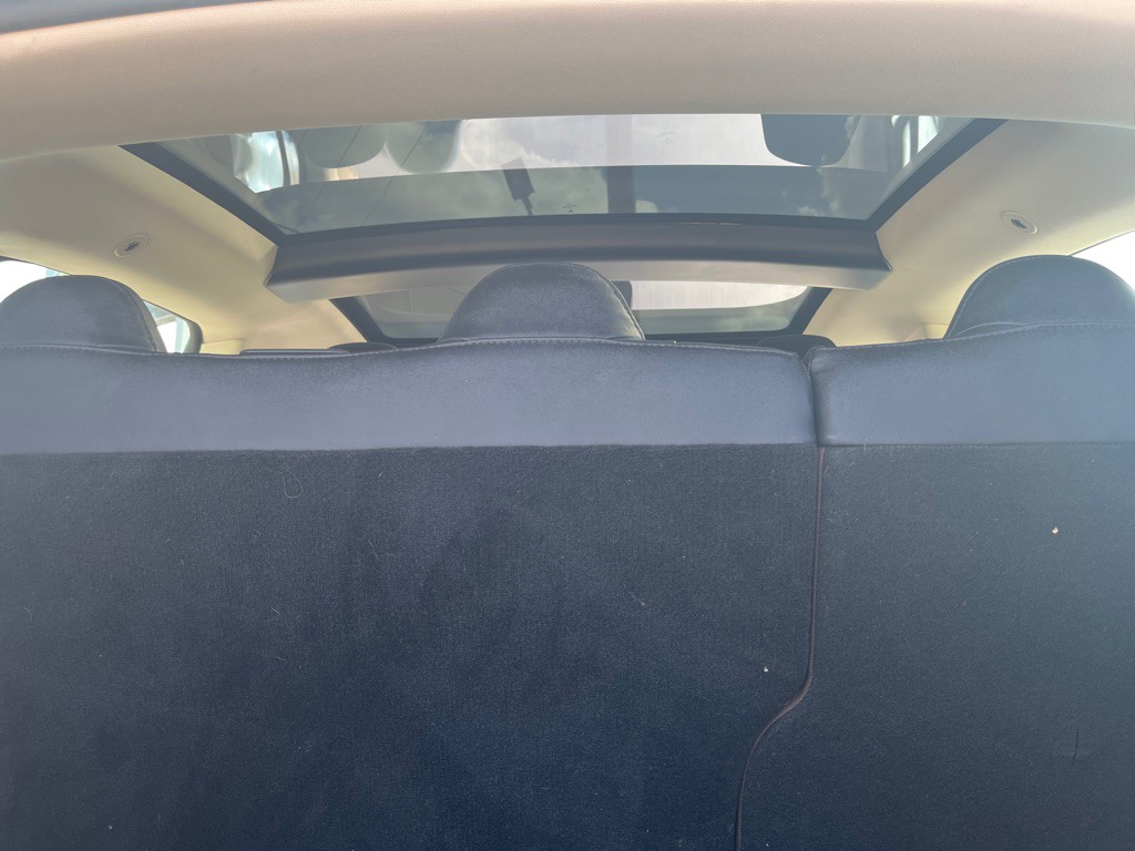 2012 Tesla Model S Image 17