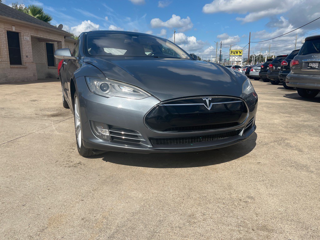2012 Tesla Model S Image 32