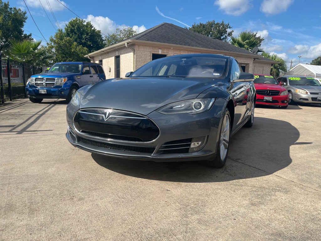 2012 Tesla Model S Image 33