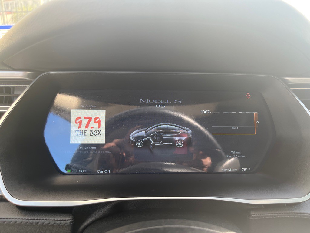 2012 Tesla Model S Image 35