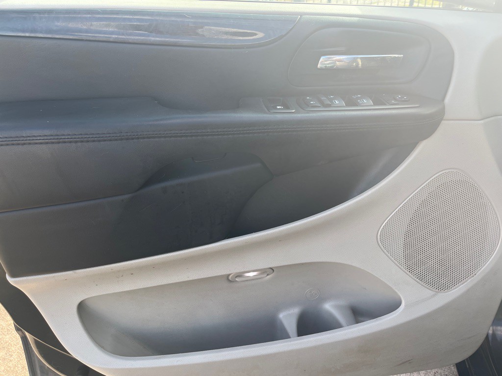 2016 Dodge Grand Caravan Image 12