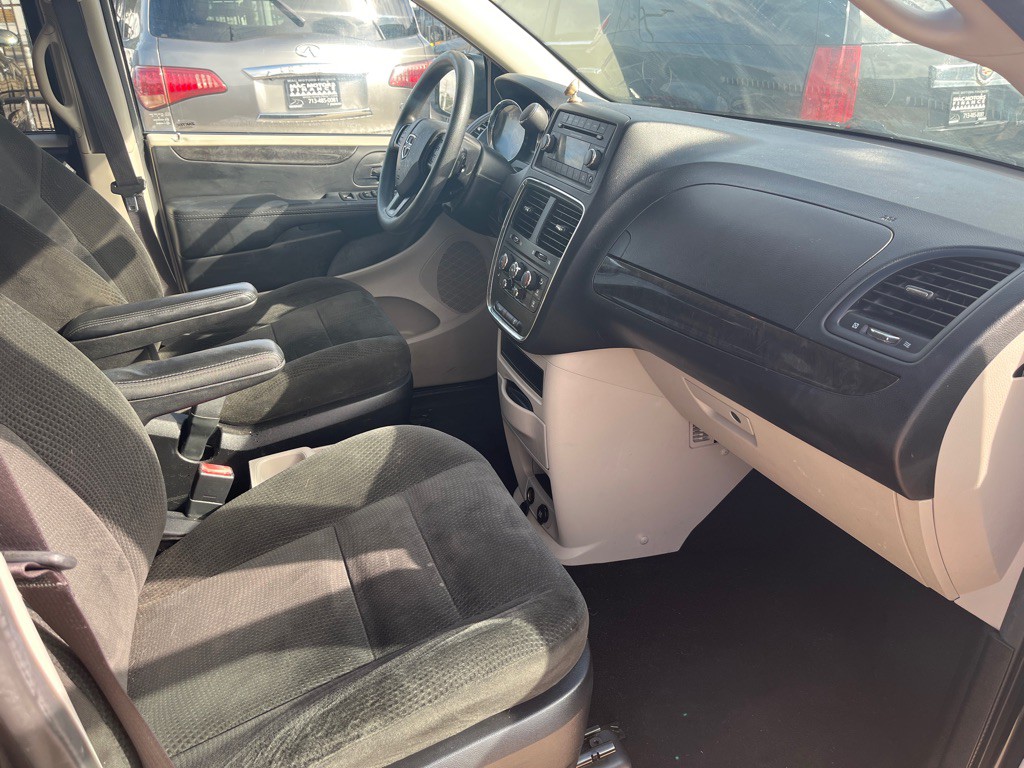2016 Dodge Grand Caravan Image 13
