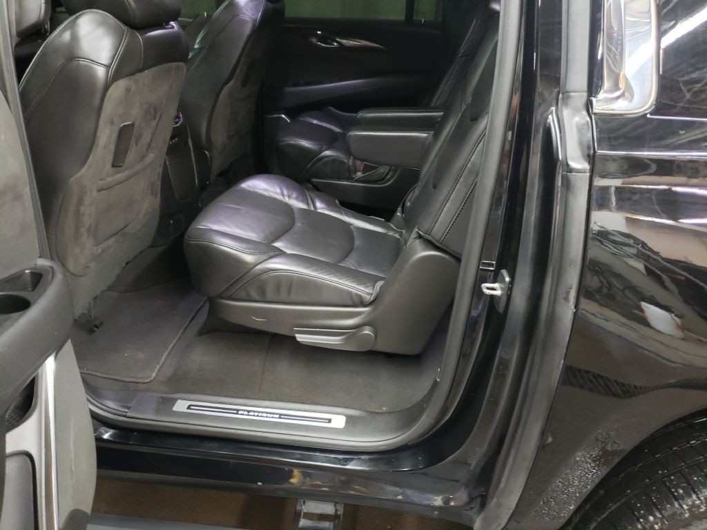 2017 Cadillac Escalade Image 45