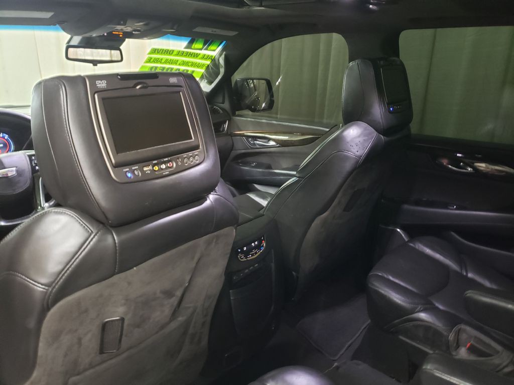2017 Cadillac Escalade Image 47
