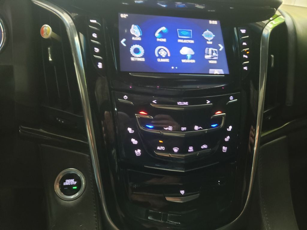 2017 Cadillac Escalade Image 66