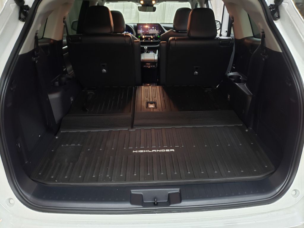 2023 Toyota Highlander Image 6
