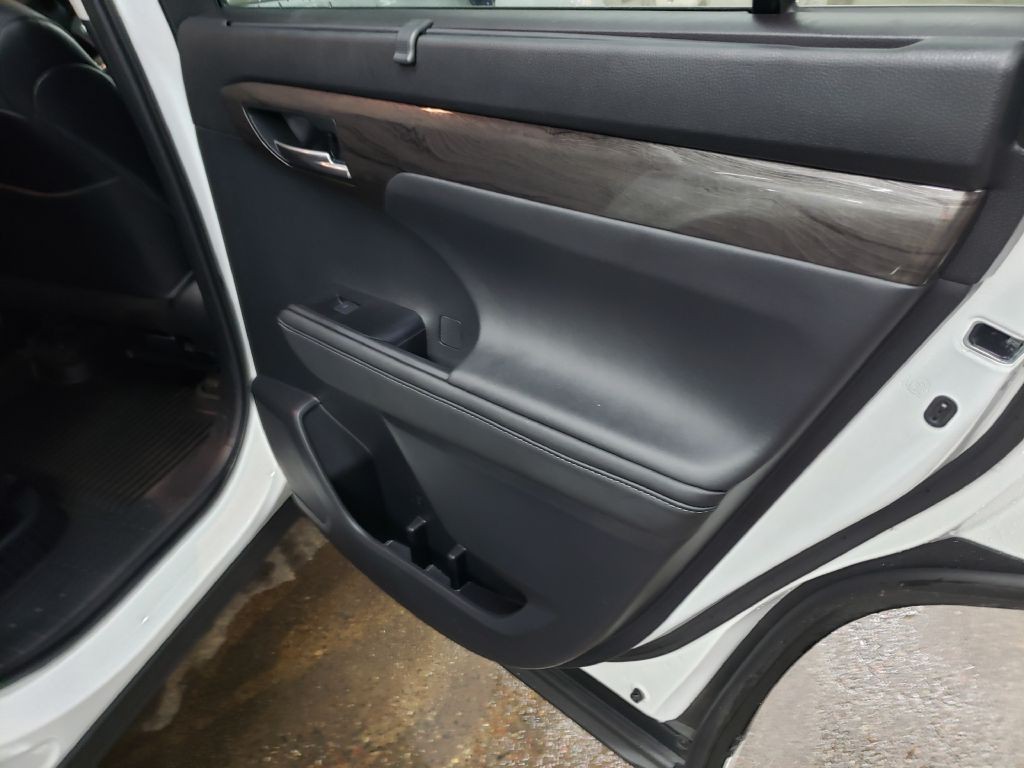 2023 Toyota Highlander Image 10