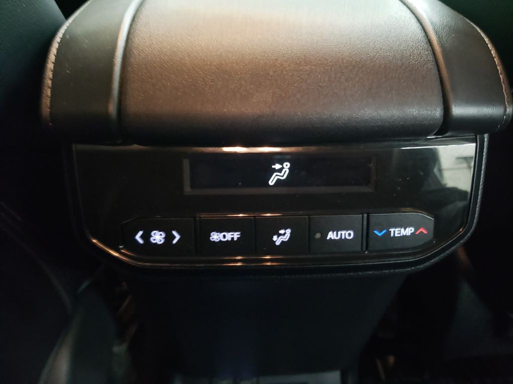 2023 Toyota Highlander Image 13