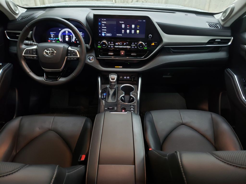 2023 Toyota Highlander Image 15