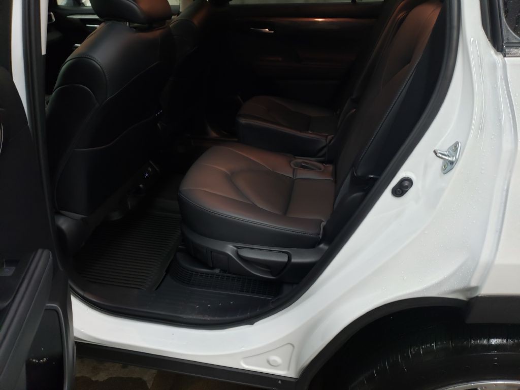 2023 Toyota Highlander Image 34