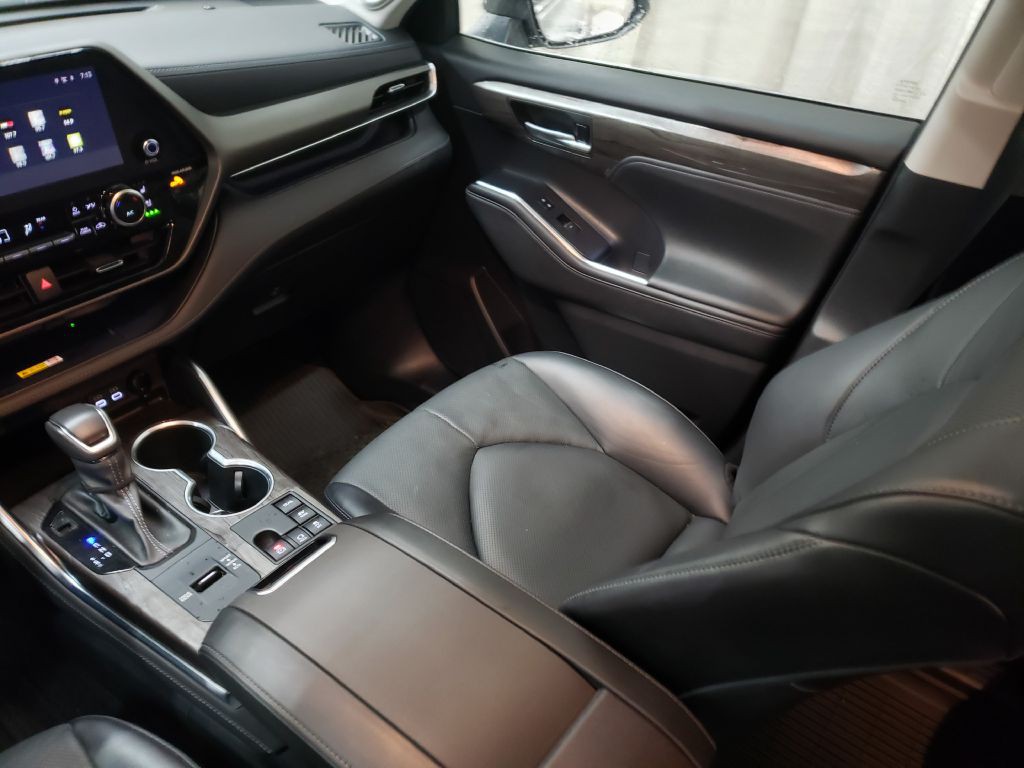 2023 Toyota Highlander Image 37