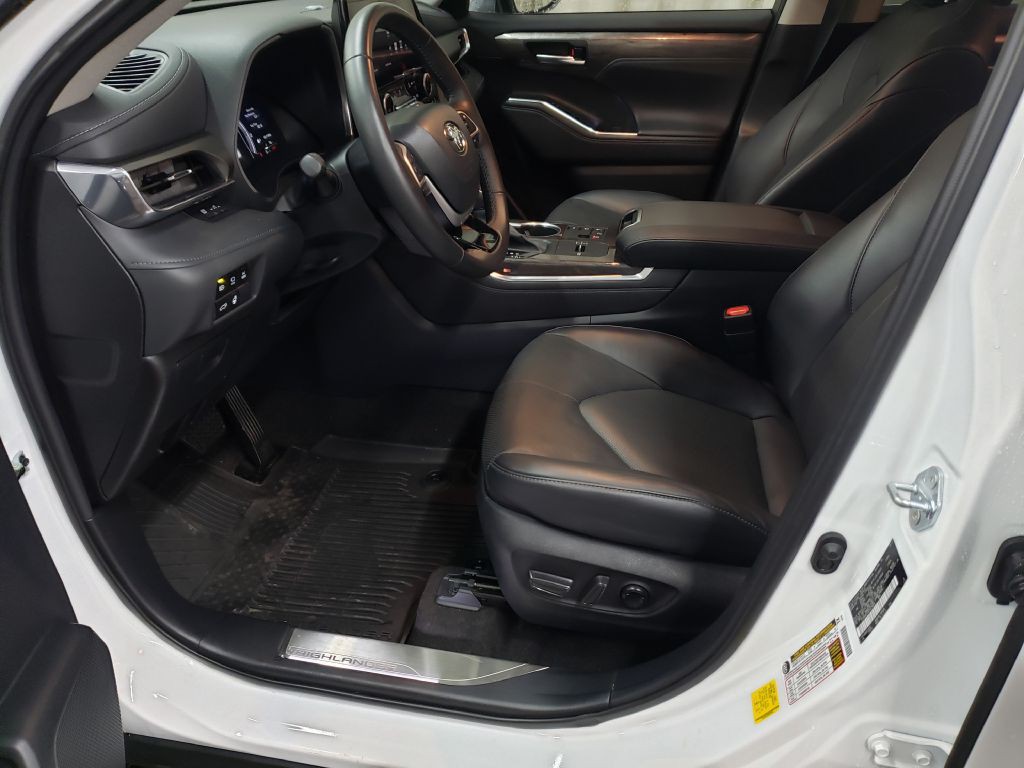 2023 Toyota Highlander Image 39