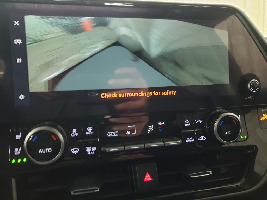 2023 Toyota Highlander Image 51