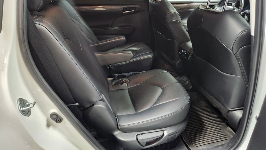 2023 Toyota Highlander Image 115