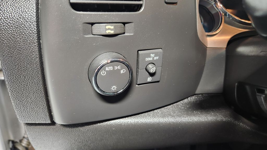 2012 GMC Sierra Image 28