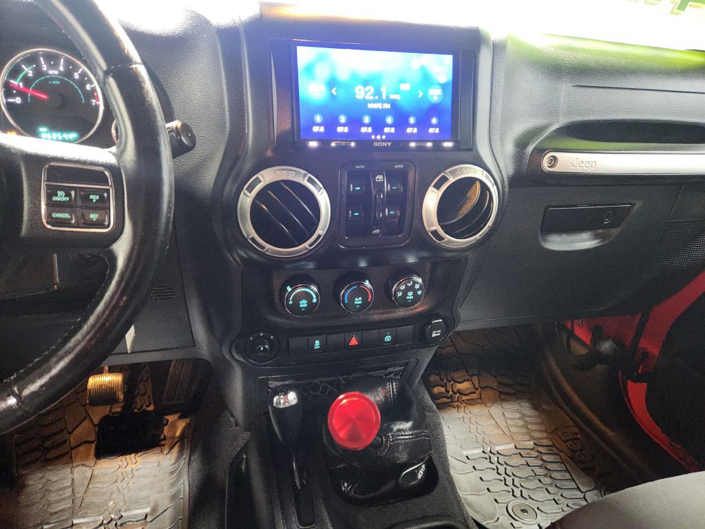 2016 Jeep Wrangler Unlimited Image 15