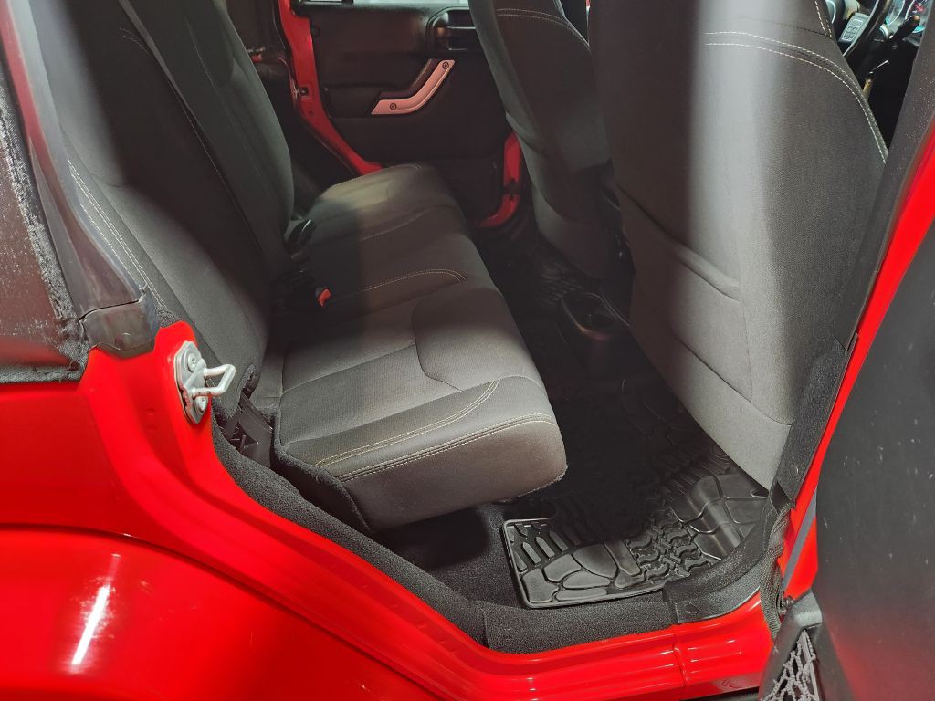 2016 Jeep Wrangler Unlimited Image 40