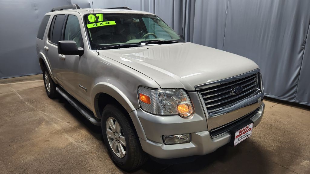 2007 Ford Explorer Image 32