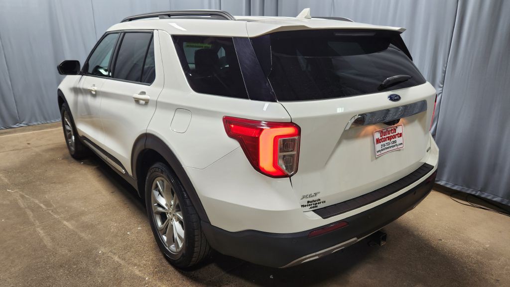 2020 Ford Explorer Image 3