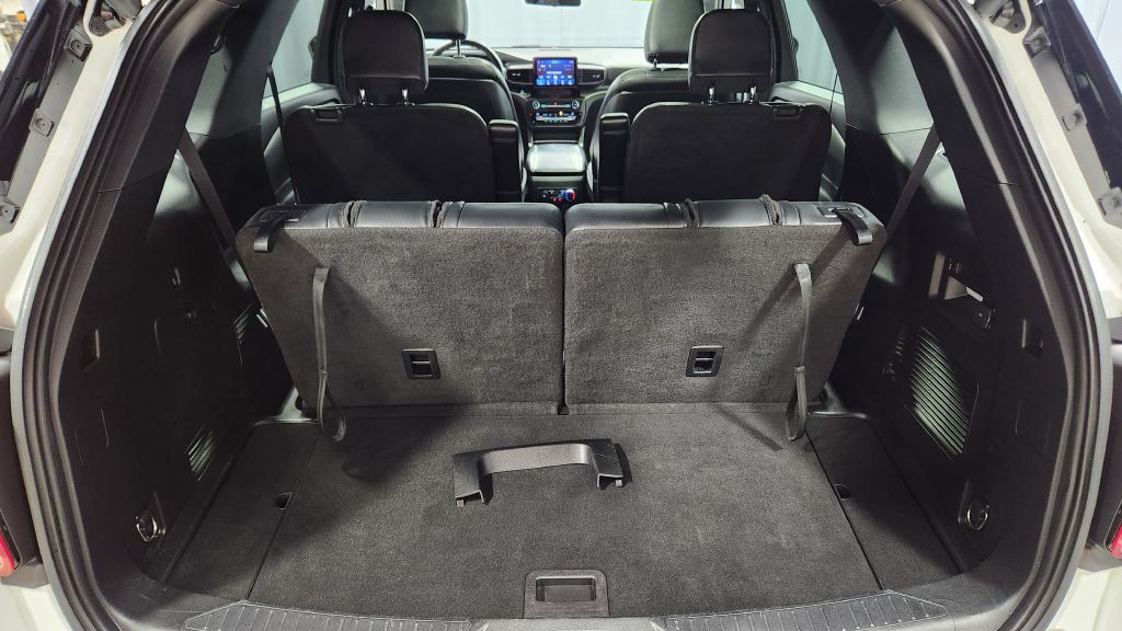 2020 Ford Explorer Image 7