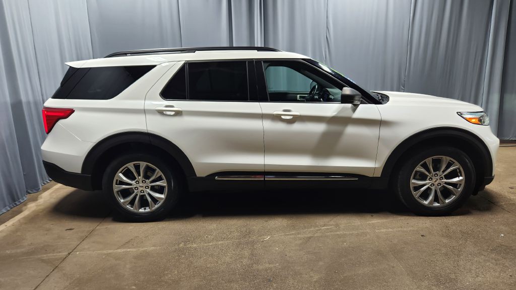 2020 Ford Explorer Image 30