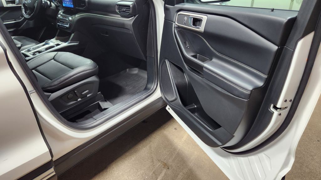 2020 Ford Explorer Image 43
