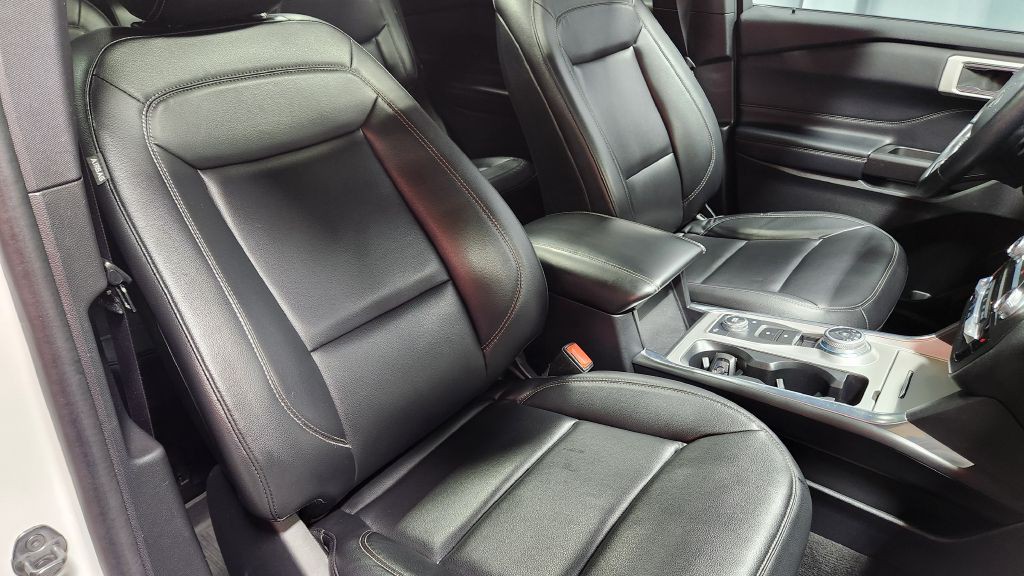 2020 Ford Explorer Image 45