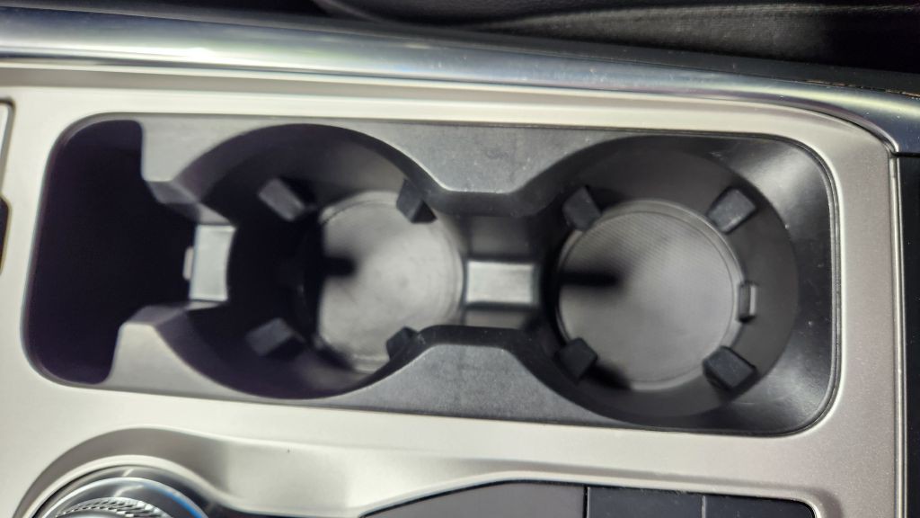 2020 Ford Explorer Image 60