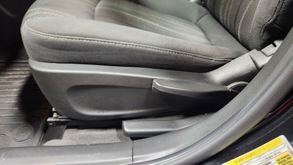 2016 Chevrolet Sonic Image 19