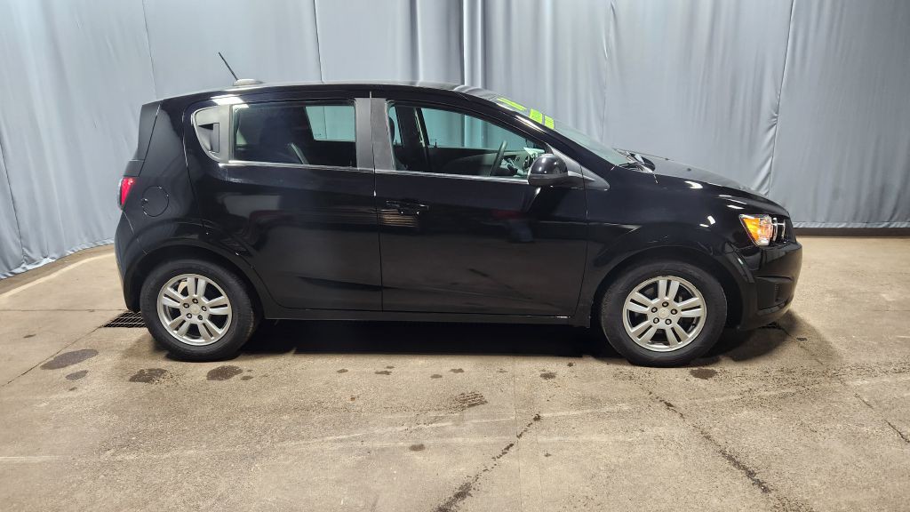 2016 Chevrolet Sonic Image 28