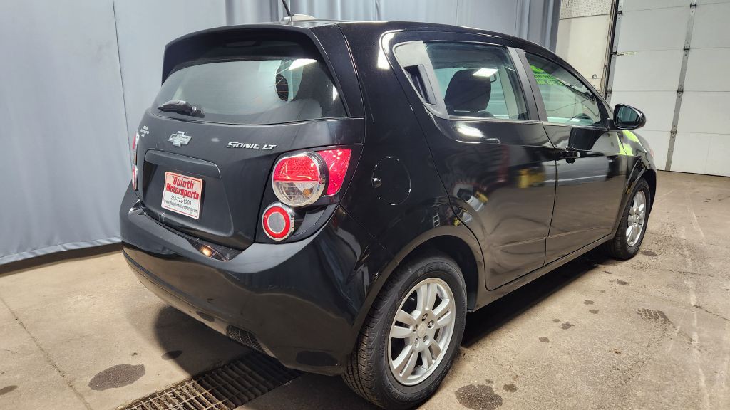 2016 Chevrolet Sonic Image 29