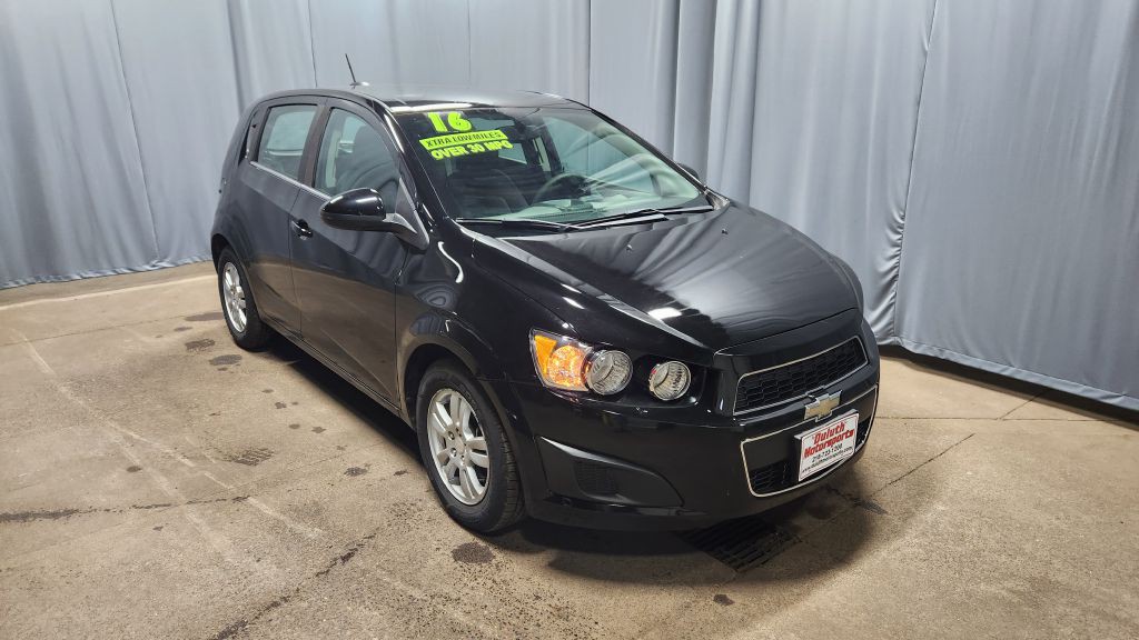 2016 Chevrolet Sonic Image 30