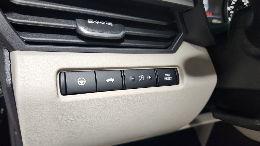 2023 Nissan Altima Image 22