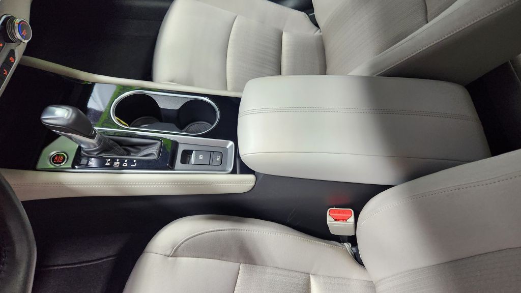 2023 Nissan Altima Image 23