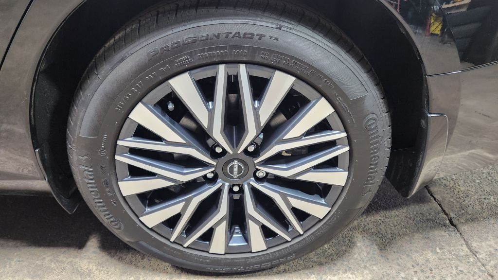 2023 Nissan Altima Image 24