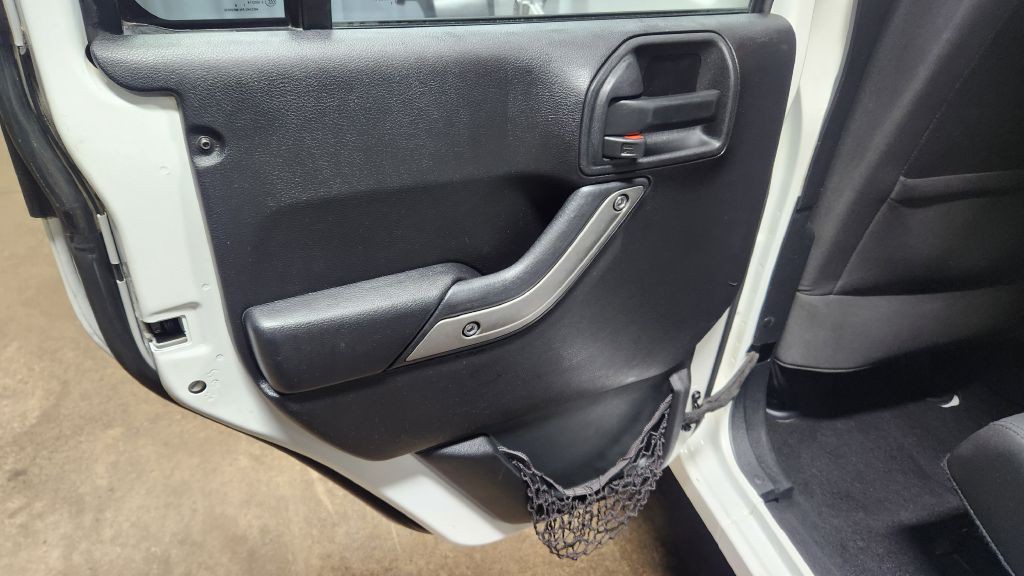 2015 Jeep Wrangler Unlimited Image 8